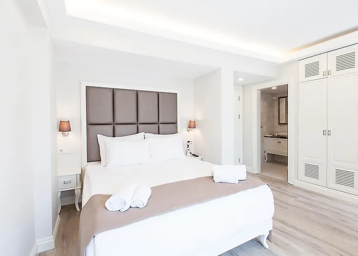 Perla Galata Hotel