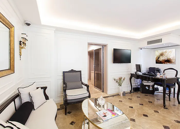 Perla Galata Hotel