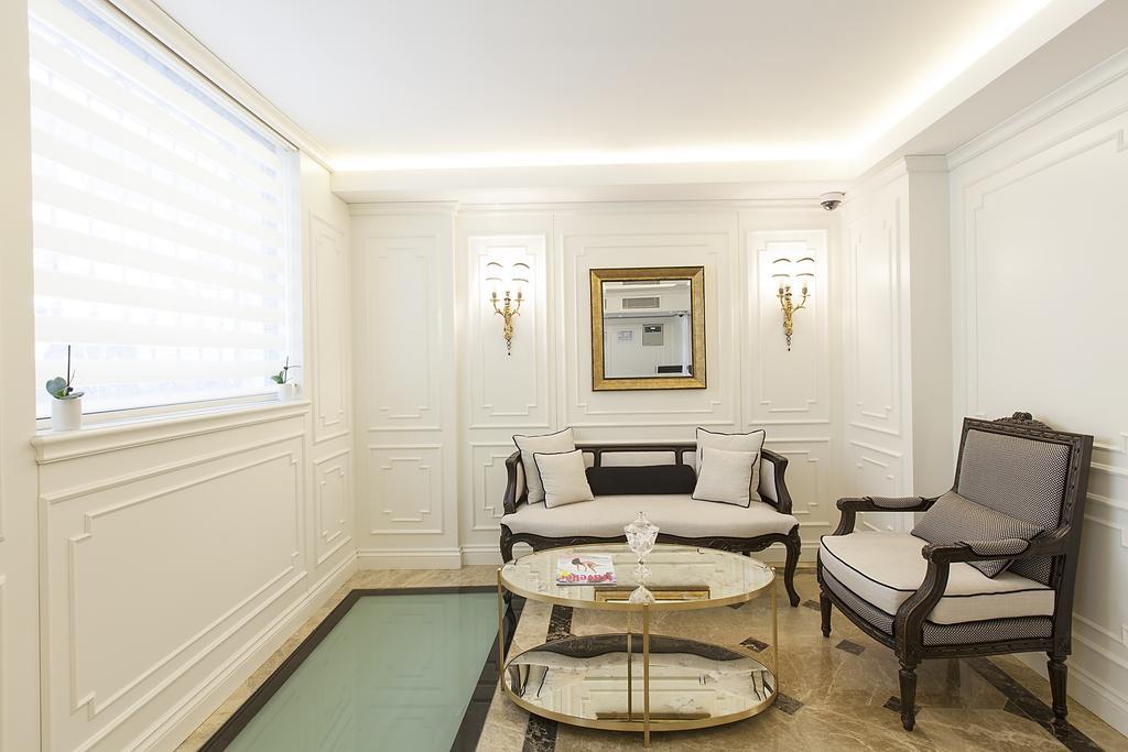 Perla Galata 3*
